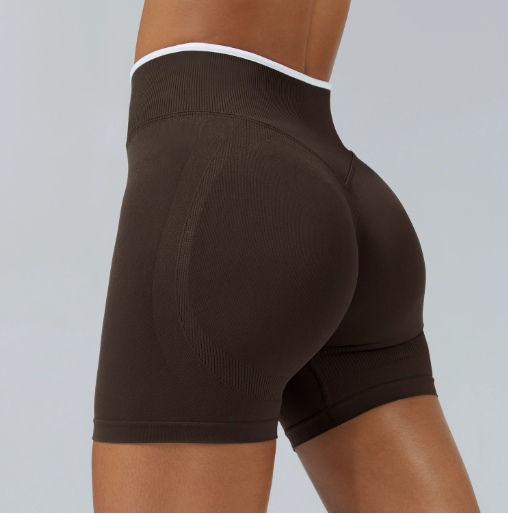 Aloura - Women Shorts (Braun)